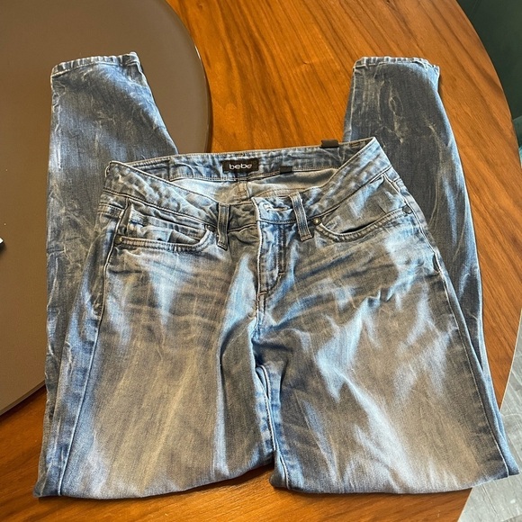 Bebe Signature Icon Skinny Jeans Size 26 - Picture 1 of 6